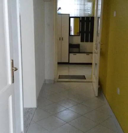 Franka Apartament Biograd Na Moru