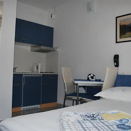 Franka * Biograd Na Moru